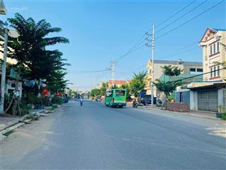 Chính chủ bán lô góc gần công nghệ cao hoà lạc giá rẻ.  0966 667 ***