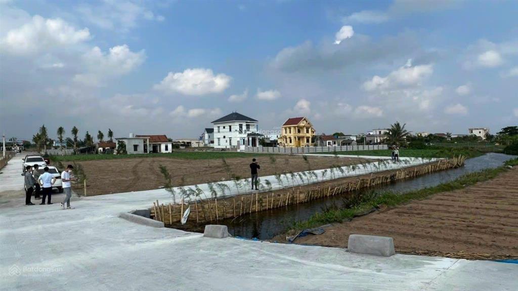 Lô góc đẹp mặt biển quất lâm  nam định, sổ đỏ full 100% thổ cư, giá chuẩn và tốt