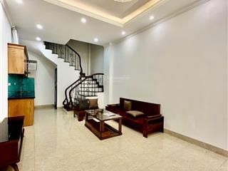 Bán nhà 5 tầng phố hoa lâm  long biên oto gần , sau bigc tiện di chuyển,gần phố giá chỉ hơn 7 tỷ