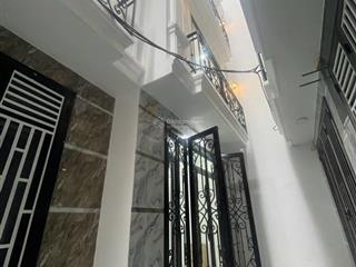 Bán nhà 30m xây 5 tầng mới phố việt hưng giá tuyệt chủng hơn 6 tỷ ở ngay