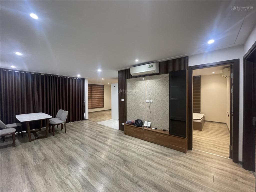 Cho thuê căn hộ 3pn chung cư northern diamond, giá tốt 14tr/th sẵn đồ cơ bản ở ngay