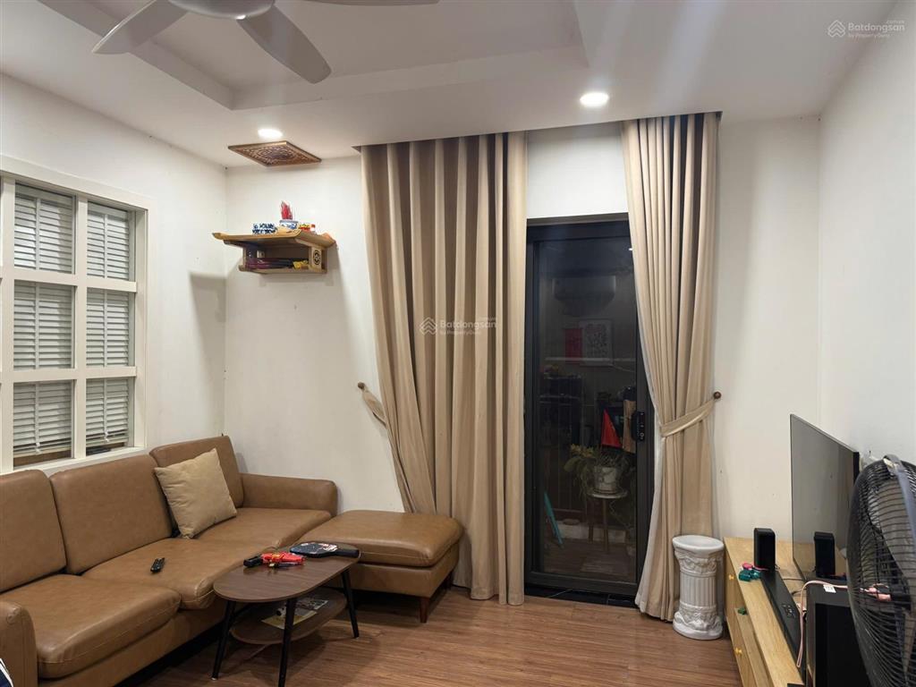 Bán căn góc 3pn chung cư le grand jardin sài đồng ở ngay tầng đẹp view thoáng giá tốt chỉ 7,95 tỷ