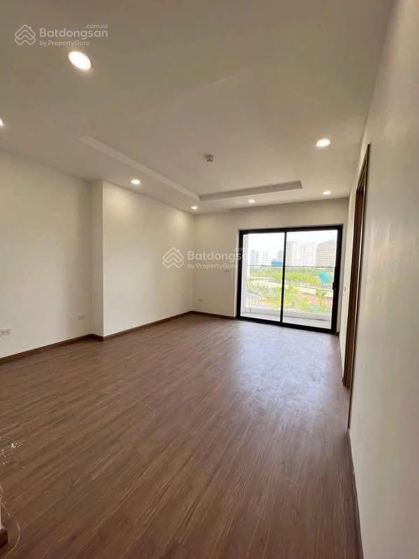 Chỉ 5,7 tỷ căn 2pn tầng trung hướng thoáng chung cư jardin sài đồng nguyên bản cđt.  0382 353 ***