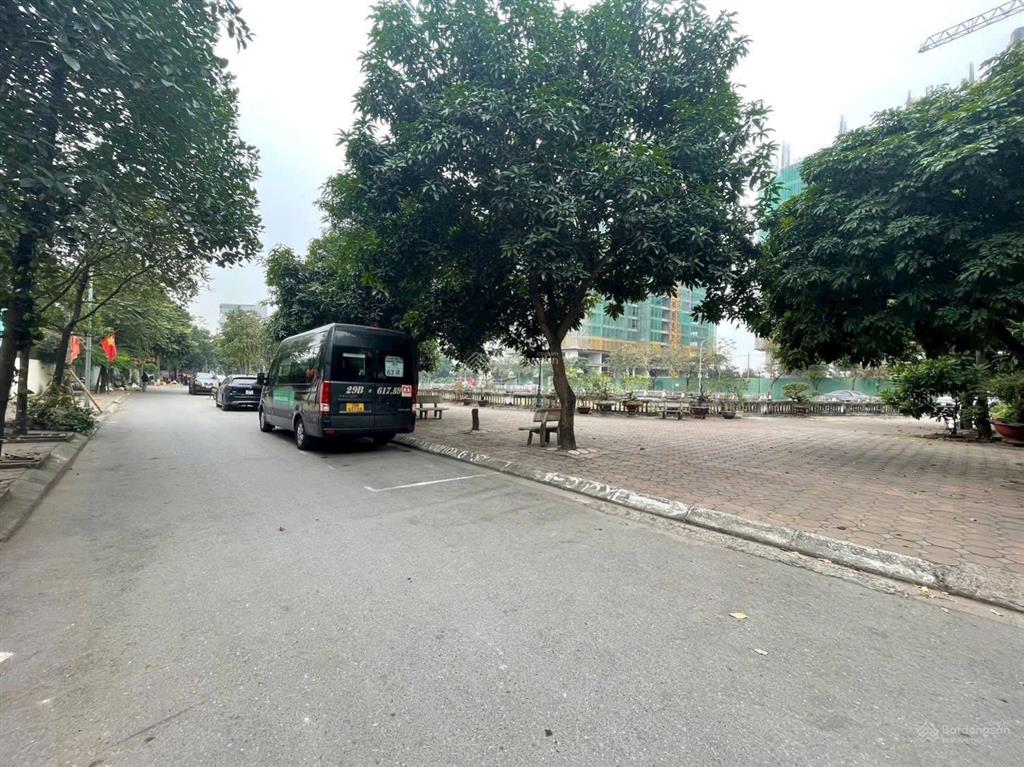 Bán căn 3pn chung cư le grand jardin sài đồng giá tốt 6,1 tỷ
