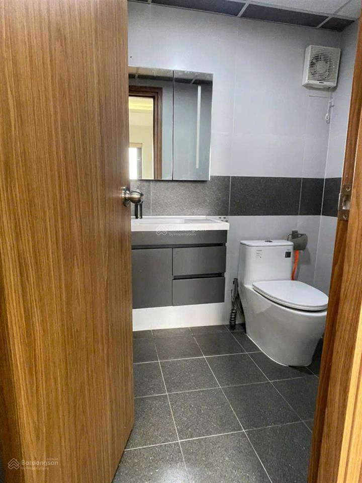 Bán căn góc stown tham lương, 3pn 2wc, nhà đẹp đủ nội thất. view đẹp giá tốt