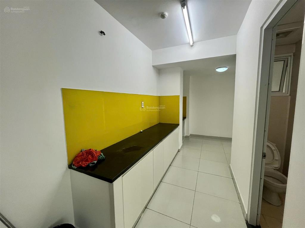 Cho thuê căn hộ 8x plus đường trường chinh, 2pn  2wc, có máy lạnh, view thoáng mát