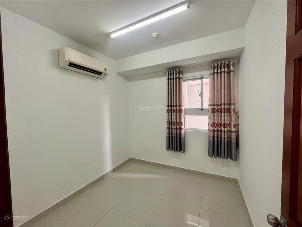Cho thuê căn hộ 8x plus đường trường chinh, 2pn  2wc, có máy lạnh, view thoáng mát