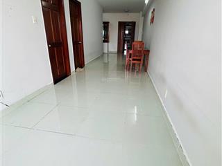 Cho thuê căn hộ 8x plus, nhà có 2 máy lạnh. giá 7tr view thoáng