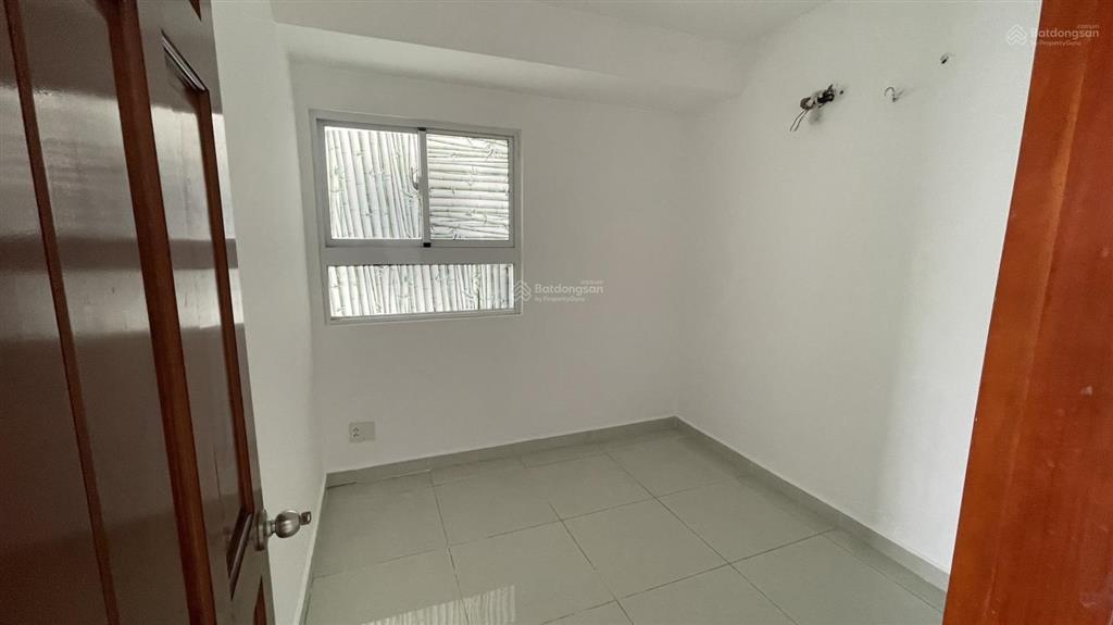 Bán căn hộ 8x plus view hướng nam, 62m2 có 2pn 2wc. giá 2,9 tỷ, xem nhà  0911 808 ***