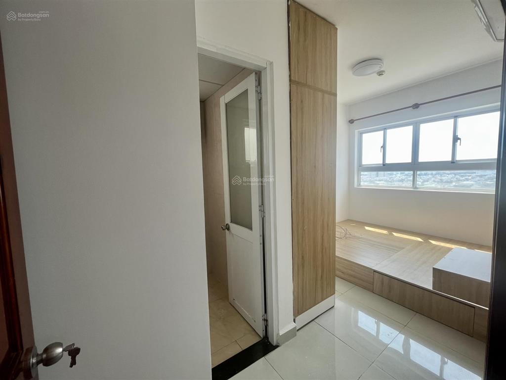 Bán nhanh căn hộ 8x plus 61.4m2 view hướng nam, nhà đã có sổ, có hỗ trợ vay ngân hàng. tầng cao