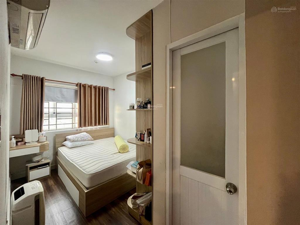 Bán căn hộ 62m2 chung cư 8x plus trường chinh, 2pn 2wc, có ban công. nhà đã có sổ hồng