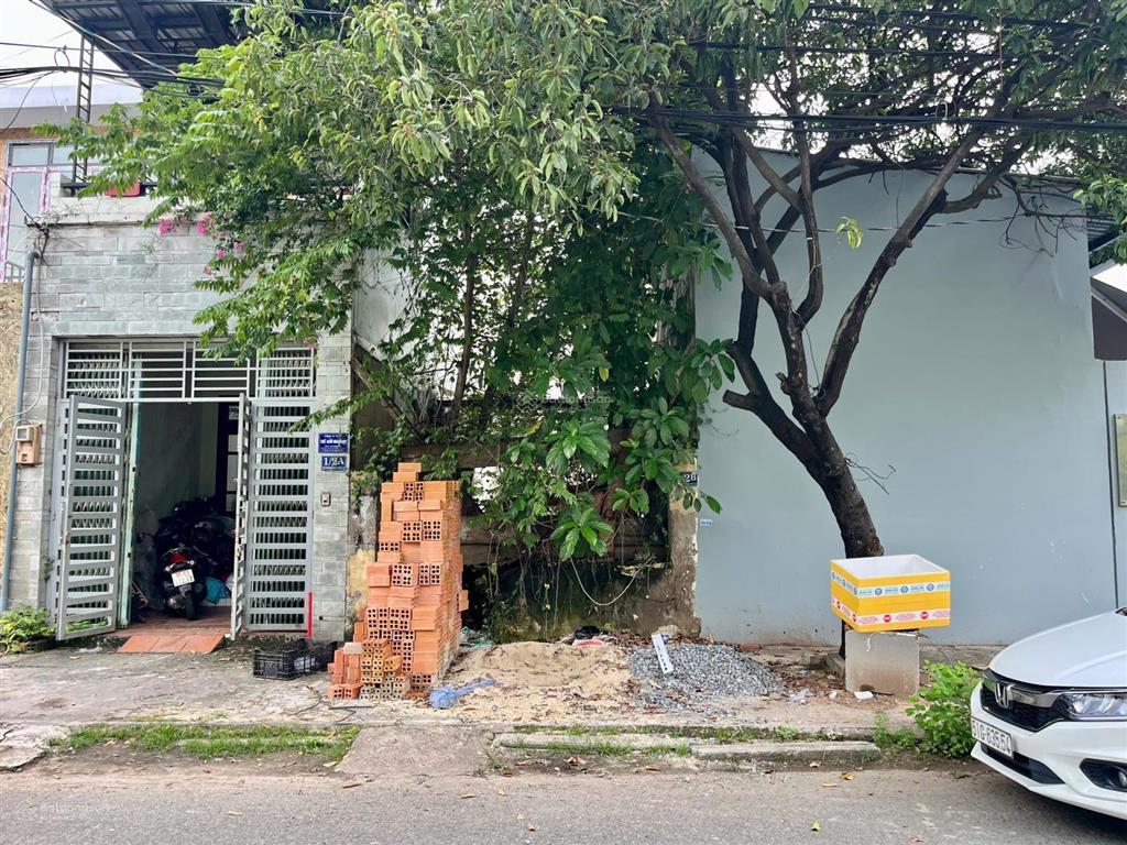 Bán lô đất đường ttn18, khu 10ha, gần cầu tham lương, quận 12. giá 5 tỷ bớt lộc, sổ sẵn.