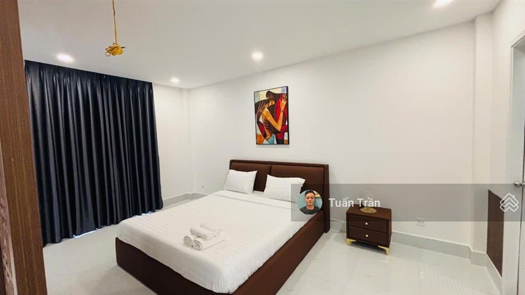 Cho thuê biệt thự full nt phường thạnh mỹ lợi. 6pn. 7wc. có thang máy. giá 160tr/tháng.