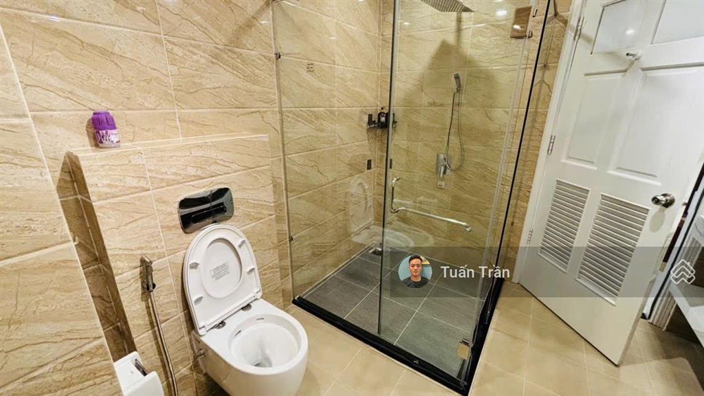 Cho thuê biệt thự full nt phường thạnh mỹ lợi. 6pn. 7wc. có thang máy. giá 160tr/tháng.