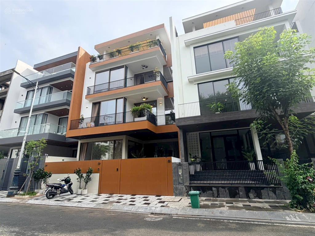 Cho thuê nhà nguyên căn khu thạnh mỹ lợi. dt 10x18m. xây 1 hầm 4 lầu. có thang máy. giá 80tr/tháng