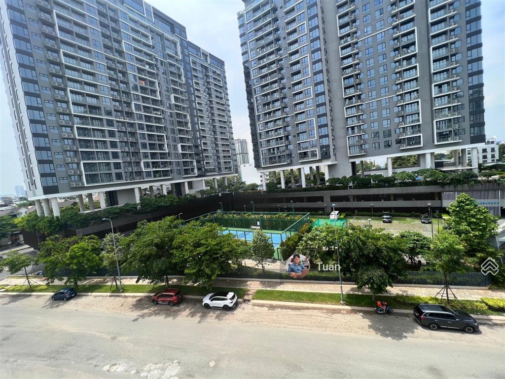 Cho thuê nhà mặt tiền đường bát nàn. dt 7x23m. hầm 7 lầu sàn trống. giá 150tr/tháng.  0972 543 ***