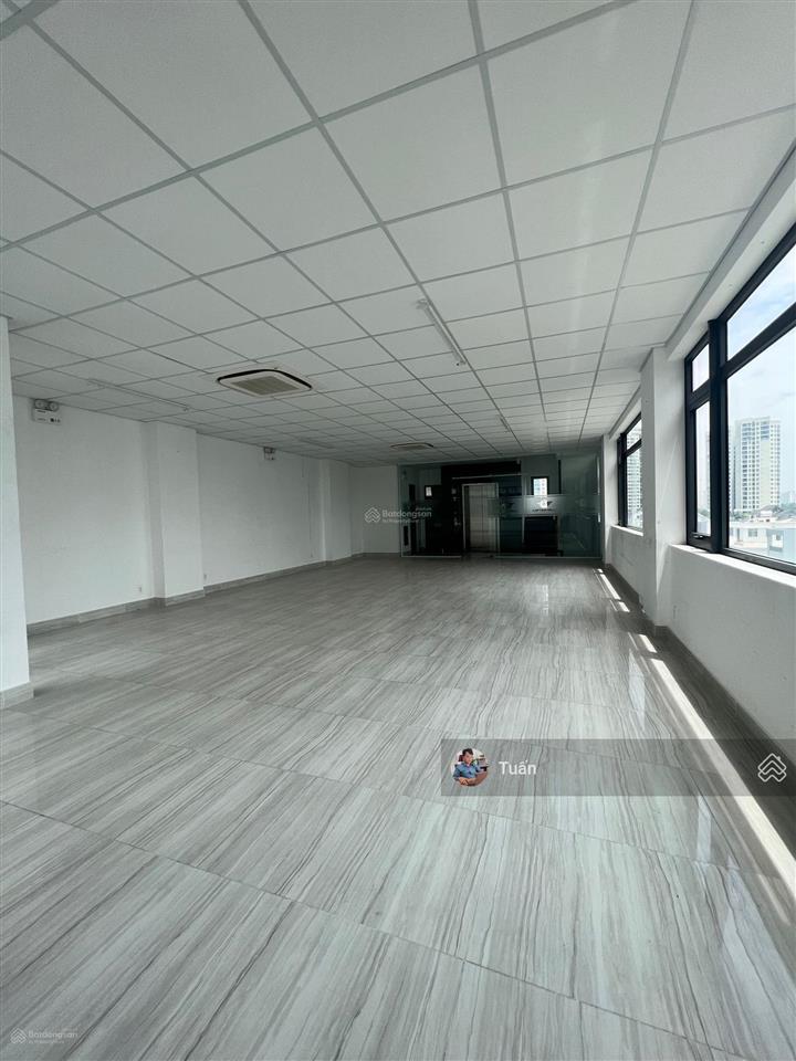 Cho thuê nhà mặt tiền đường bát nàn. dt 7x23m. hầm 7 lầu sàn trống. giá 150tr/tháng.  0972 543 ***