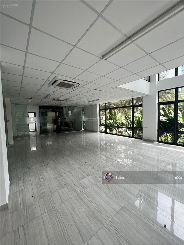 Cho thuê nhà mặt tiền đường bát nàn. dt 7x23m. hầm 7 lầu sàn trống. giá 150tr/tháng.  0972 543 ***
