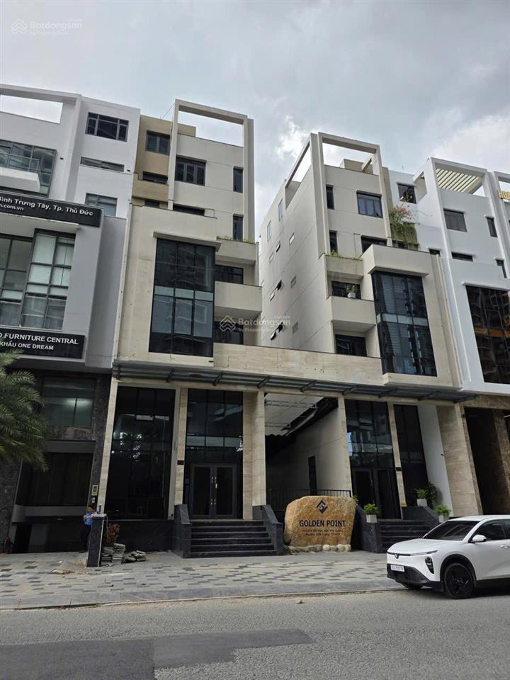 Cho thuê tòa vp mặt tiền đường bát nàn 1 hầm 7 lầu. dt 7x22m. giá 120tr/tháng.  0972 543 ***