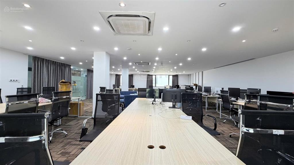 Cho thuê sàn văn phòng 60 triệu vnd, 230m2 tại bát nàn, bình trưng tây, q2. ngang 14m sàn trống