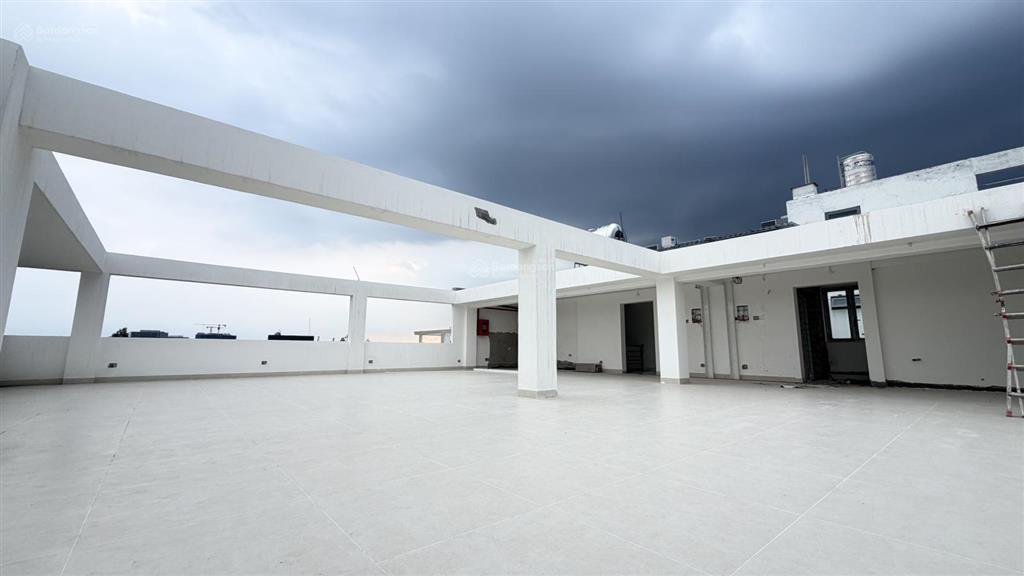 Cho thuê tòa vp góc 2 mt. dt 16x20m mới 100% tại p. thạnh mỹ lợi. dtsd ~1200m2. giá 250tr bao thuế