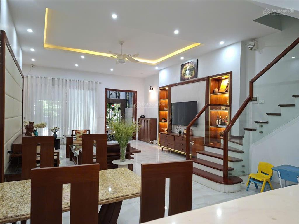Bán biệt thự 4pn, 4wc, 90m2 ở số 17.tt15, khu đô thị xuân phương, 20 tỷ vnd
