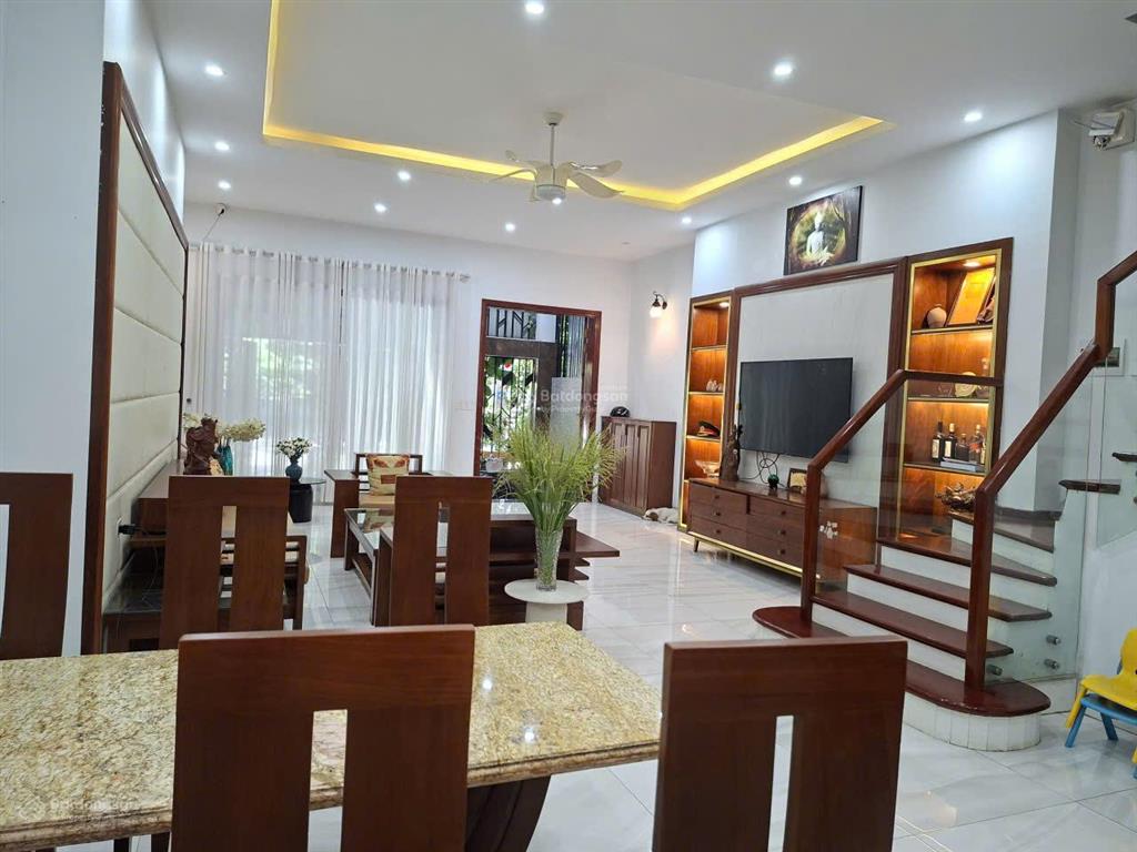 Bán biệt thự 4pn, 4wc, 90m2 ở số 17.tt15, khu đô thị xuân phương, 20 tỷ vnd