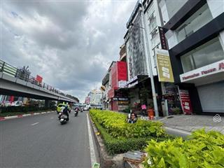 Bán tòa nhà mặt tiền cộng hòa p4 tân bình hầm 8 tầng dt sàn 1800m2 hđt 340tr/th giá 70 tỷ