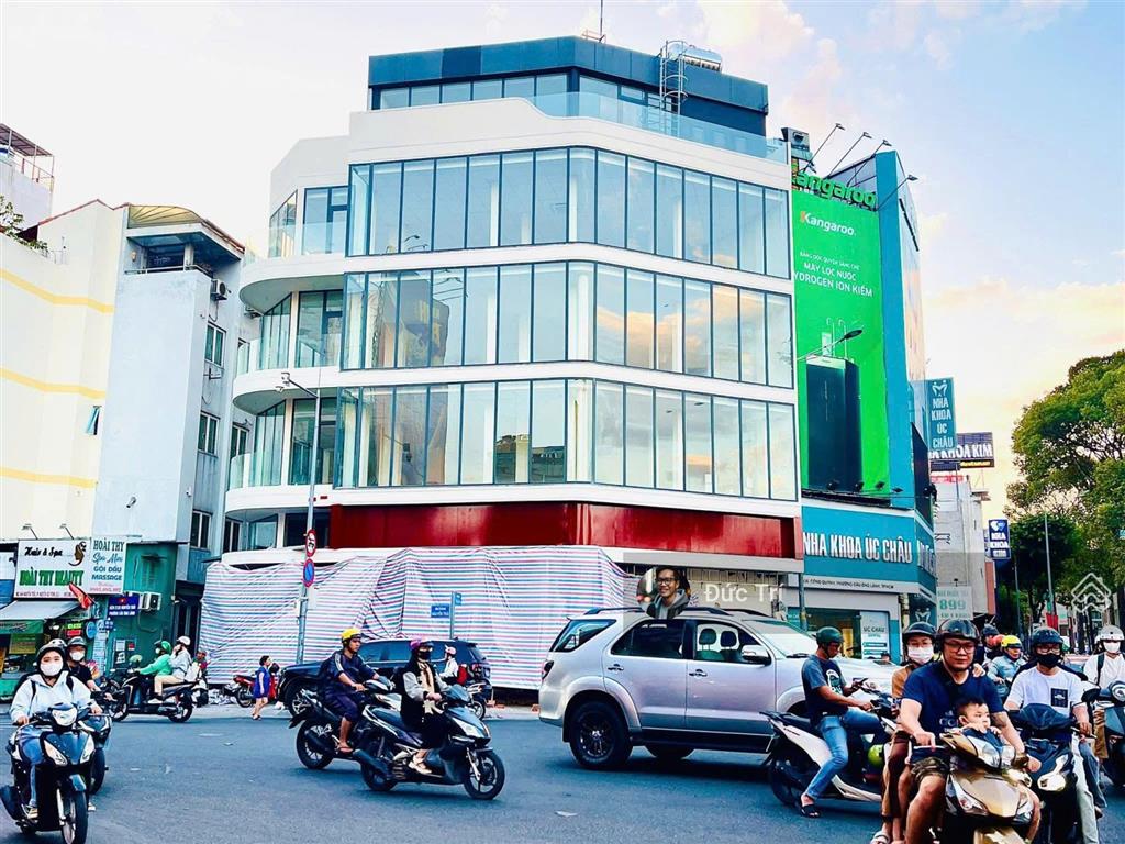 Bán tòa nhà góc 3 mặt tiền nguyễn trãi, cống quỳnh, q1 |ngang 18m hđ thuê 722tr/th giá 320 tỷ