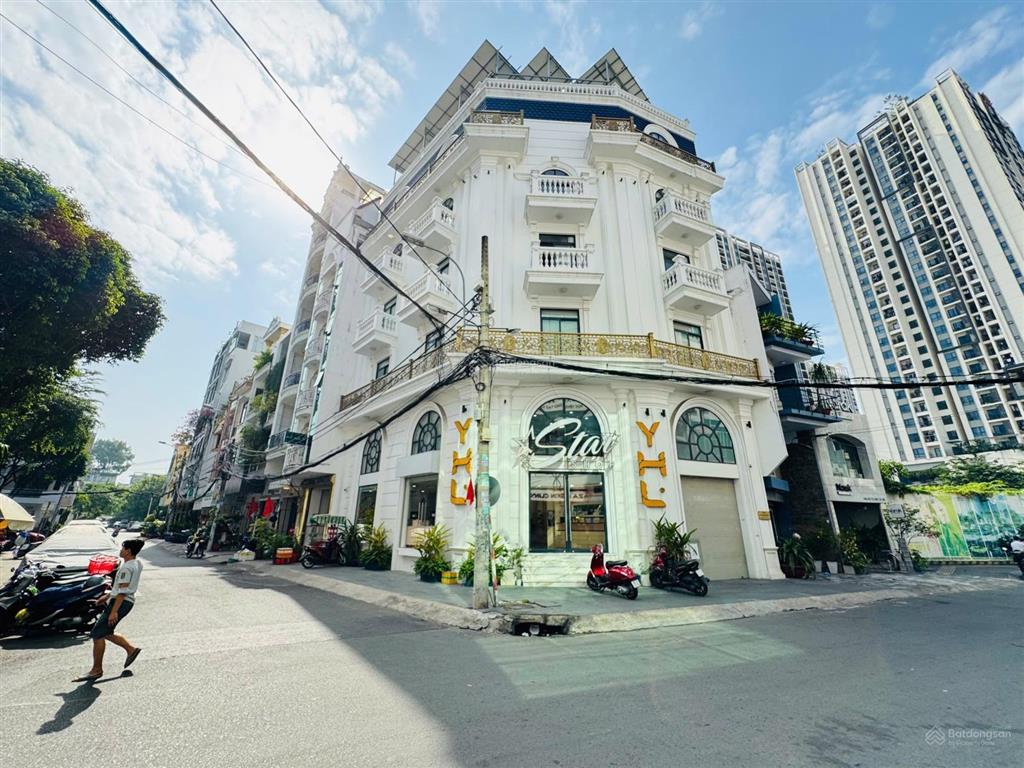 Bán tòa nhà góc 2 mt cách mạng tháng tám p12 q10 dt 11m x 13m hầm 7 tầng hđt 250tr/th giá 76 tỷ