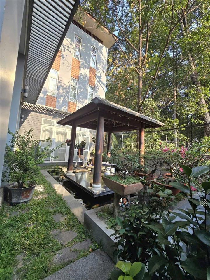 Bán biệt thự vườn phổ quang phú nhuận 274m2 (10x20m) có hầm sát công viên gia định  giá 60 tỷ tl