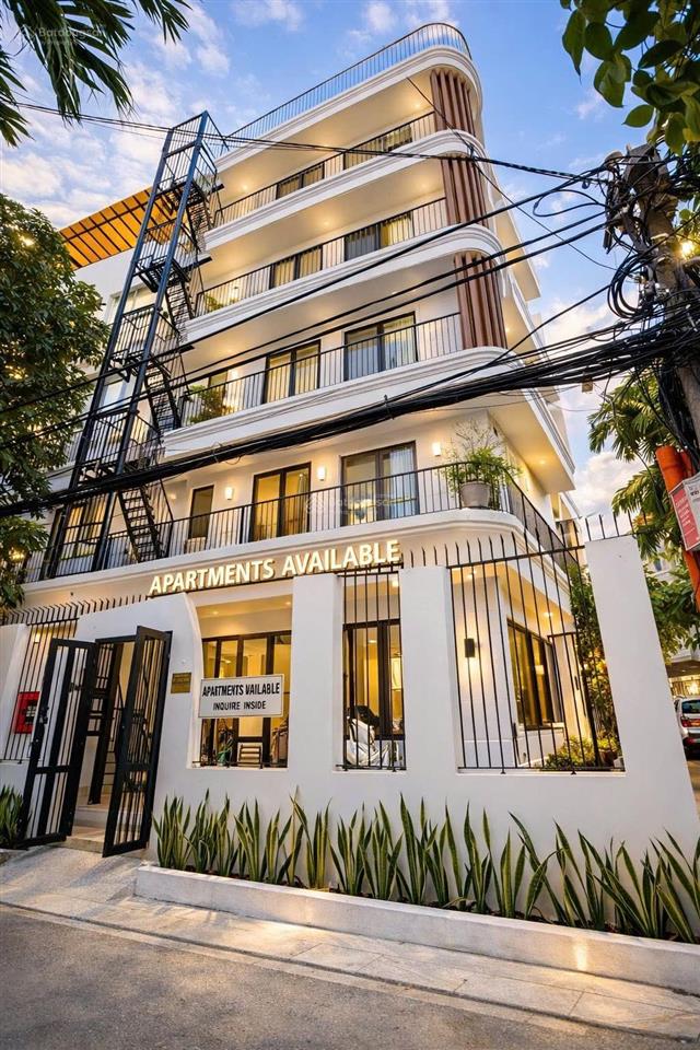 Không có căn thứ 2 ! góc 2 mặt tiền làng báo chí thảo điền dt 10 x 11m  5 tầng hđt 110tr/th giá 45