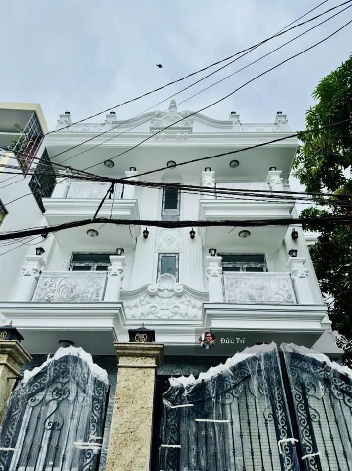 Bán tòa nhà chdv 212b nguyễn trãi quận 1, 139m2, hầm 6 tầng, thu nhập 140tr/tháng giá 35 tỷ