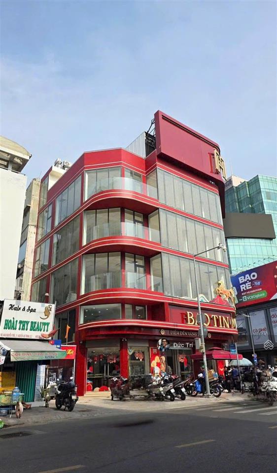 Bán tòa nhà góc 3 mặt tiền nguyễn trãi, cống quỳnh, q1 |ngang 18m hđ thuê 722tr/th giá 290 tỷ
