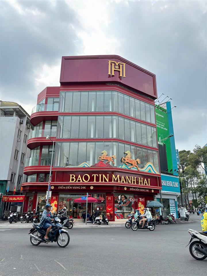 Bán tòa nhà góc 3 mặt tiền nguyễn trãi, cống quỳnh, q1 |ngang 18m hđ thuê 722tr/th giá 290 tỷ