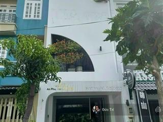Rẻ nhất mặt tiền hoa lan p2 phú nhuận dt 4.2 x 18m nhà 4 tầng hđt 60tr/th giá 22.5 tỷ