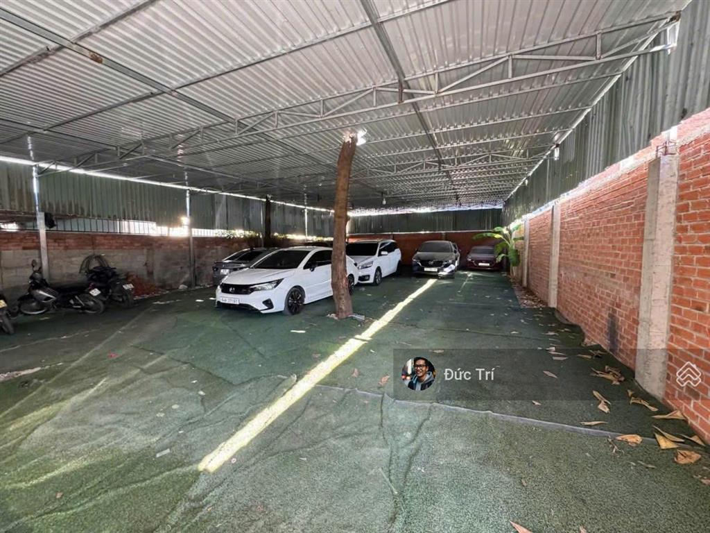 Nhà bình thạnh giá bình dương  hxh ung văn khiêm ngang 12m x 18.5 cn 317m2 giá chỉ 79tr/m