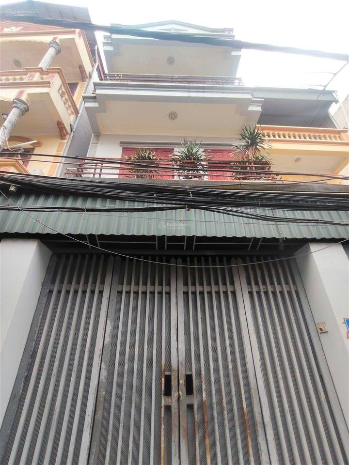 Gia đình cần bán gấp trong tháng 10 căn nhà tại đàm quang trung  long biên. 77m giá 11.3 tỷ