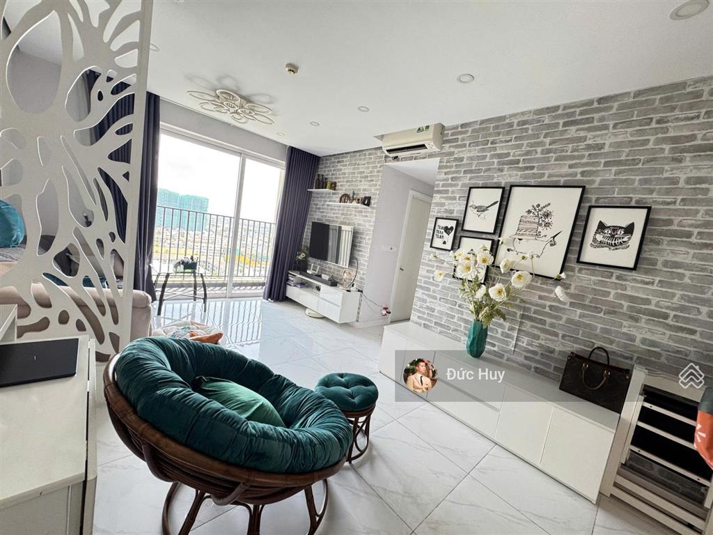 Bán căn 1pn đã có sổ hồng  50m2 đầy đủ nội thất như hình, có sẵn hd thuê 16tr/tháng  vista verde