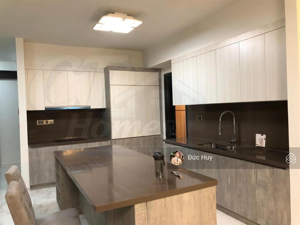 Bán căn sky villa  4pn 181m2 full nội thất như hình  tầng trung, view thoáng  feliz en vista