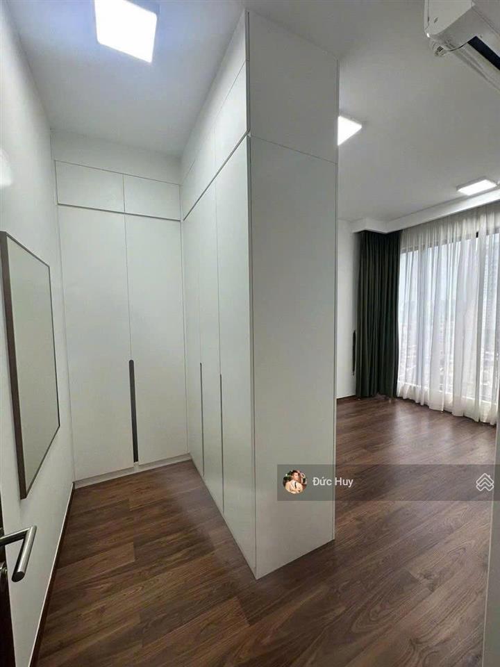 Cần bán căn 3pn view sông giá tốt nhất one verandah  107m2 ntcb, view sông sg và pháo hoa