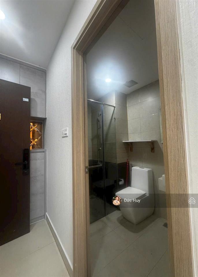 Giá giảm rồi  căn studio 32m2 đầy đủ nội thất chỉ còn 2,85 tỷ bao hết  the sun avenue quận 2