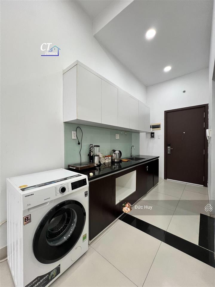 Cho thuê studio nội thất như hình, đang trống sẵn  35m2 giá chỉ 11tr/tháng  the sun avenue q2
