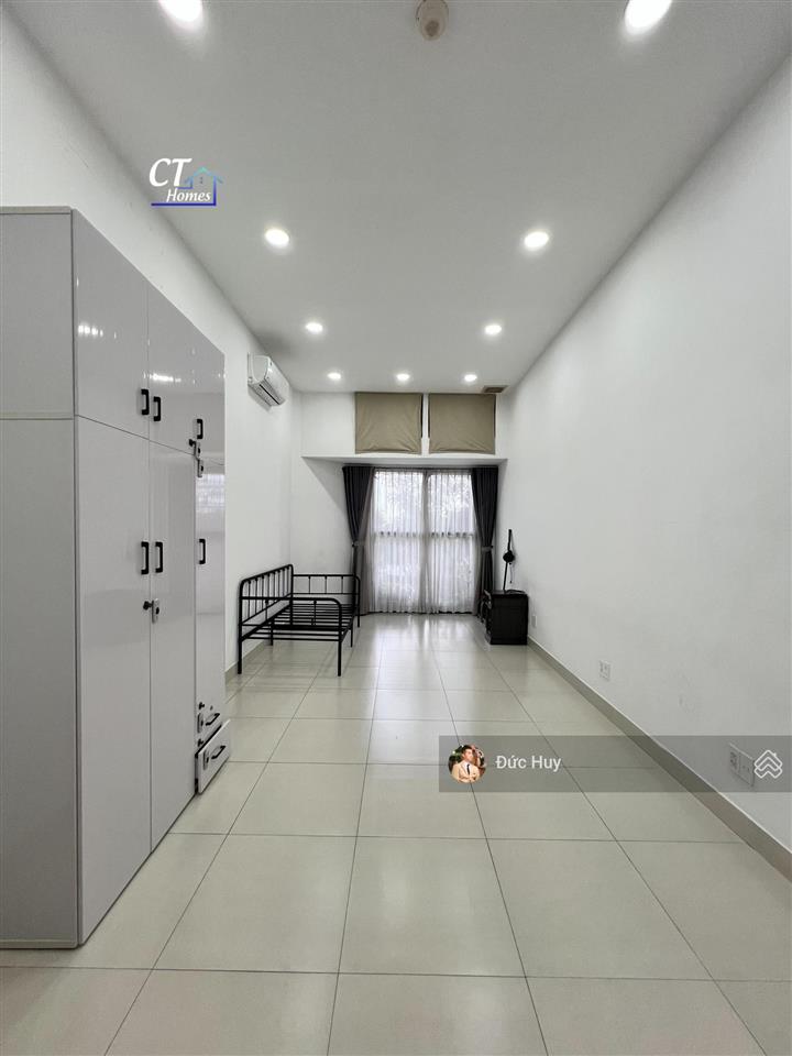 Cho thuê studio nội thất như hình, đang trống sẵn  35m2 giá chỉ 11tr/tháng  the sun avenue q2