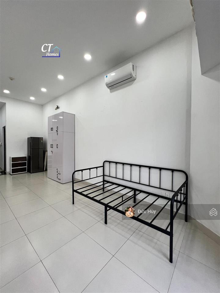Cho thuê studio nội thất như hình, đang trống sẵn  35m2 giá chỉ 11tr/tháng  the sun avenue q2