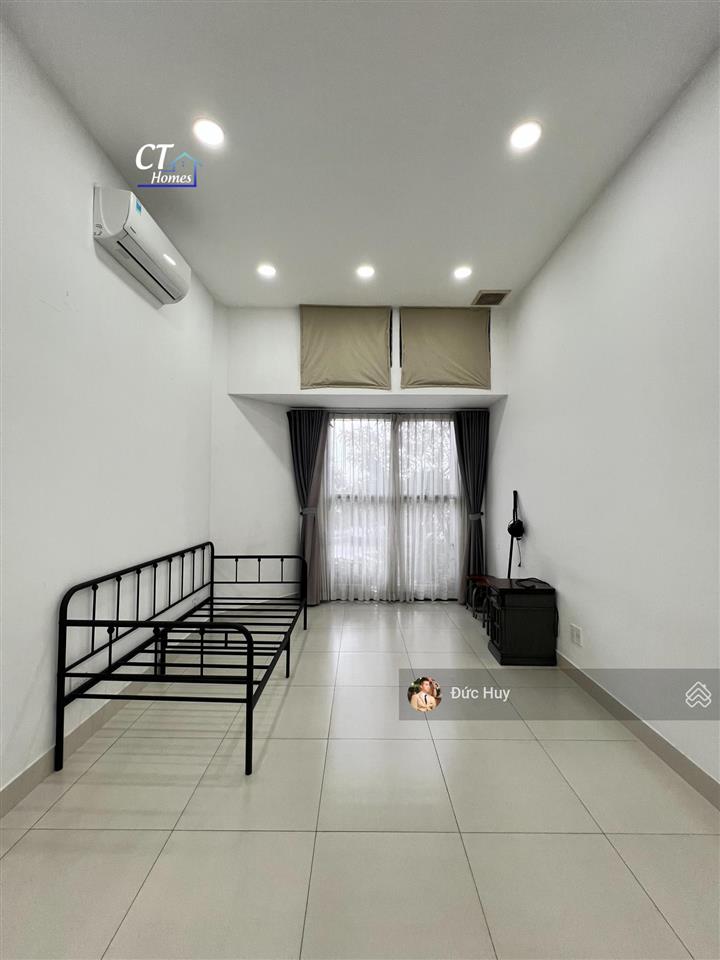 Cho thuê studio nội thất như hình, đang trống sẵn  35m2 giá chỉ 11tr/tháng  the sun avenue q2