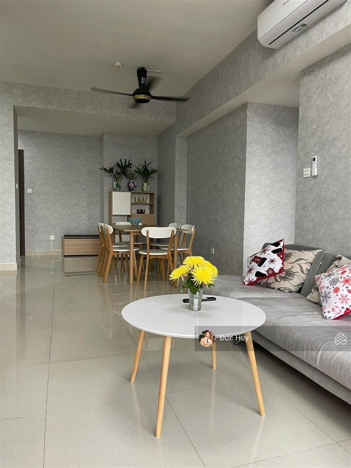 Giá siêu tốt cho căn 3pn view sông sg chỉ 9,3 tỷ  105m2 full nt như hình  the sun avenue quận 2