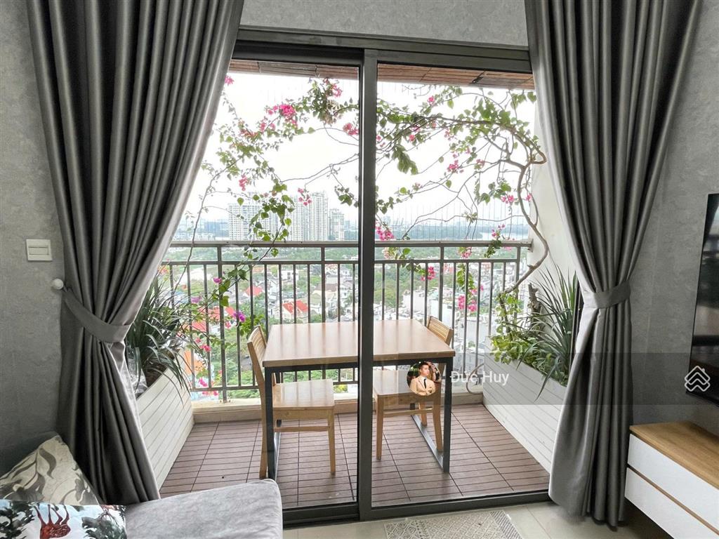 Giá siêu tốt cho căn 3pn view sông sg chỉ 9,3 tỷ  105m2 full nt như hình  the sun avenue quận 2