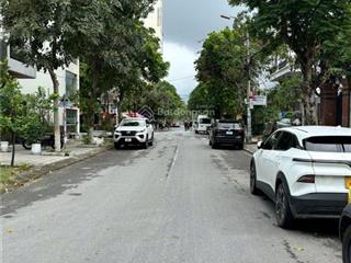 Cần bán lô đất biển mặt tiền, đường tân phú 1, dt 90m2 ngang 5m