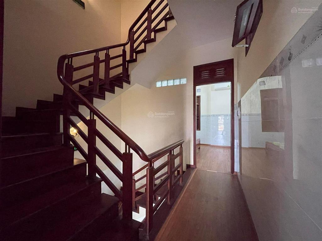 Bán nhà 2 tầng mặt tiền đường 10m5 lê tấn trung, gần chợ chiều dt 117m ngang 5m